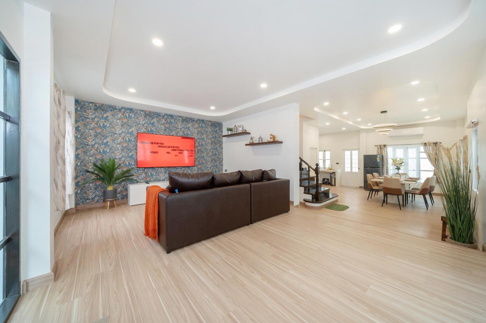 Villa 4 Bedroom W Jacuzzi At